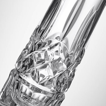 Lismore Bud Vase 18cm