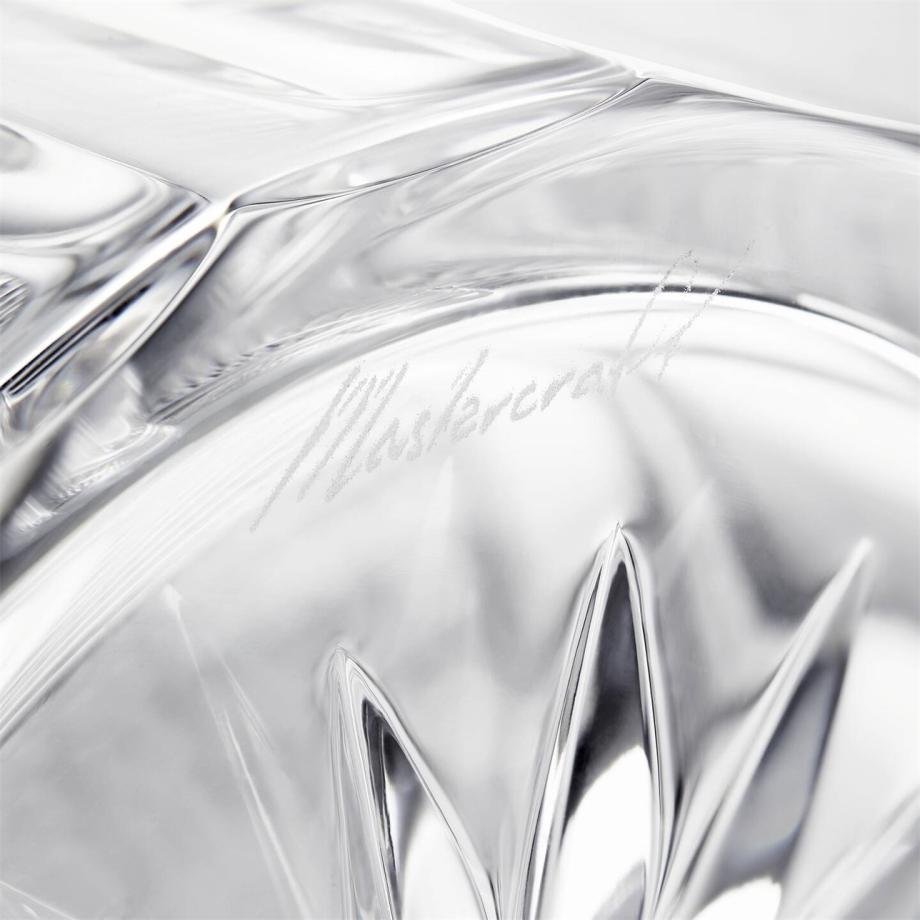 Heritage Mastercraft Rossmore Decanter 820m close up bottom