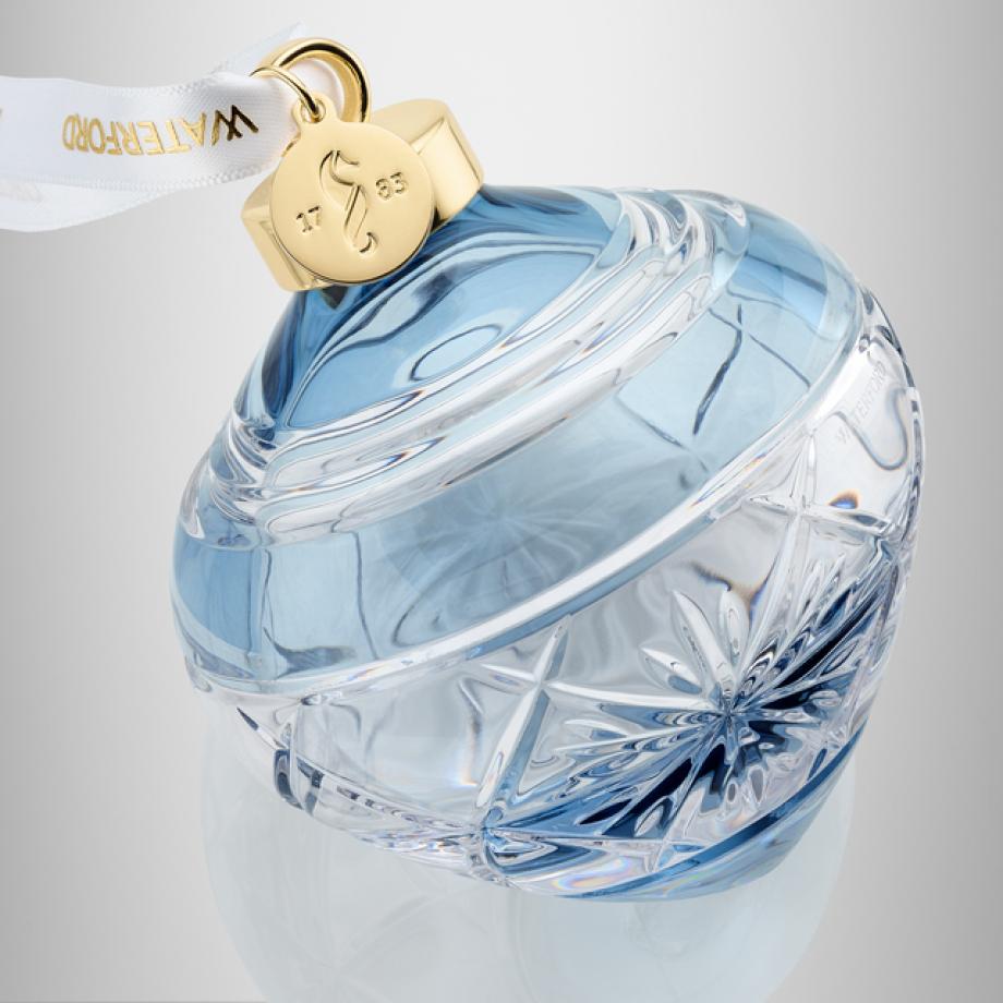Winter Wonders Bauble Snowflakes Light Blue